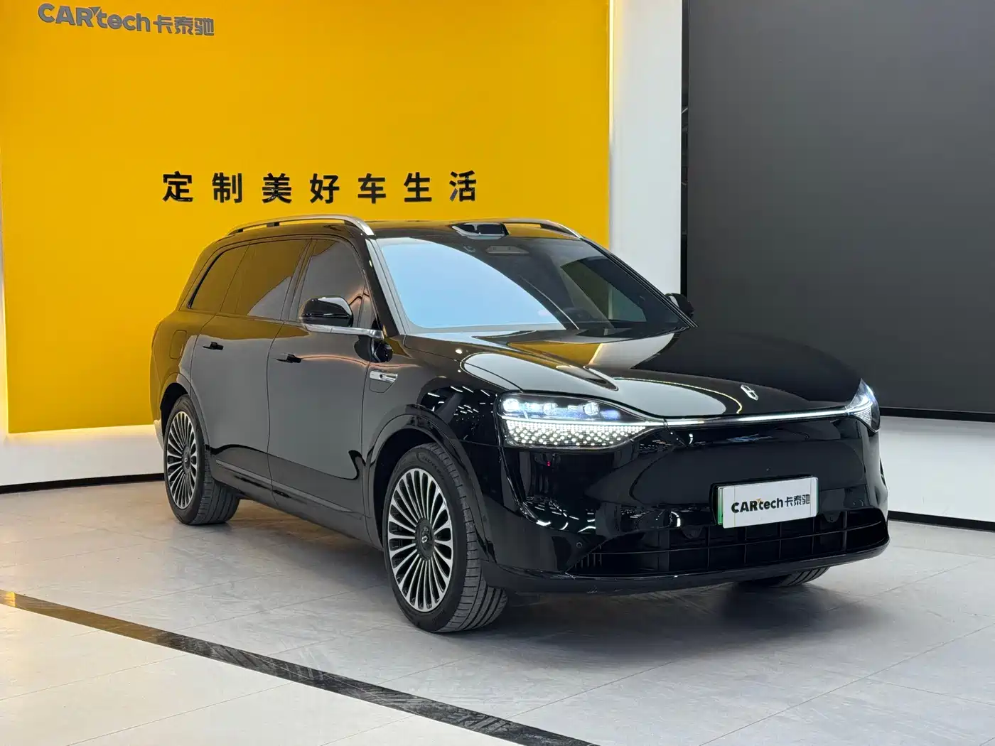 AITO Wenjie AITO M9 2024 Range Extender Max Edition 42kWh 6-seater фото 3