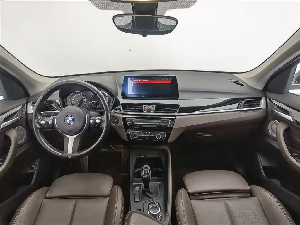 BMW X1 2022 sDrive25Li Leading фото 5