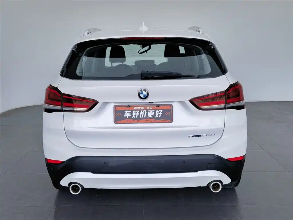 BMW X1 2022 sDrive25Li Leading фото 4
