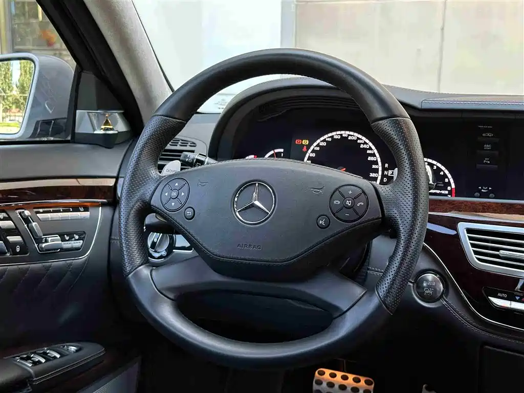 Mercedes-Benz S-Class AMG 2013 AMG S 65 L Grand Edition фото 18