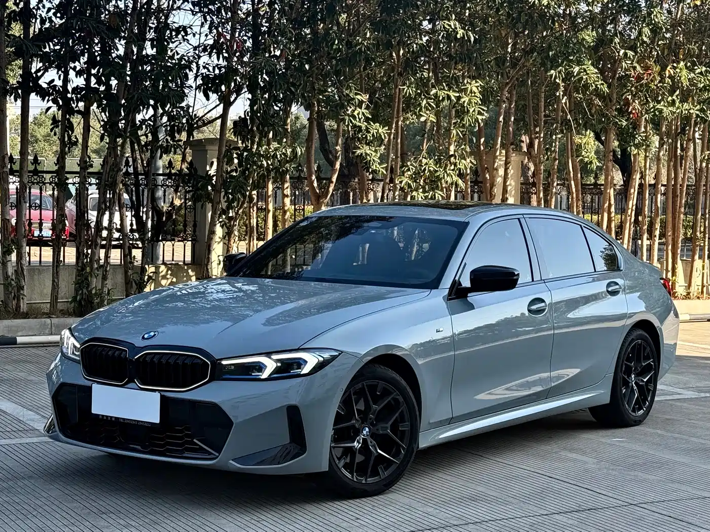 BMW 3-SERIES