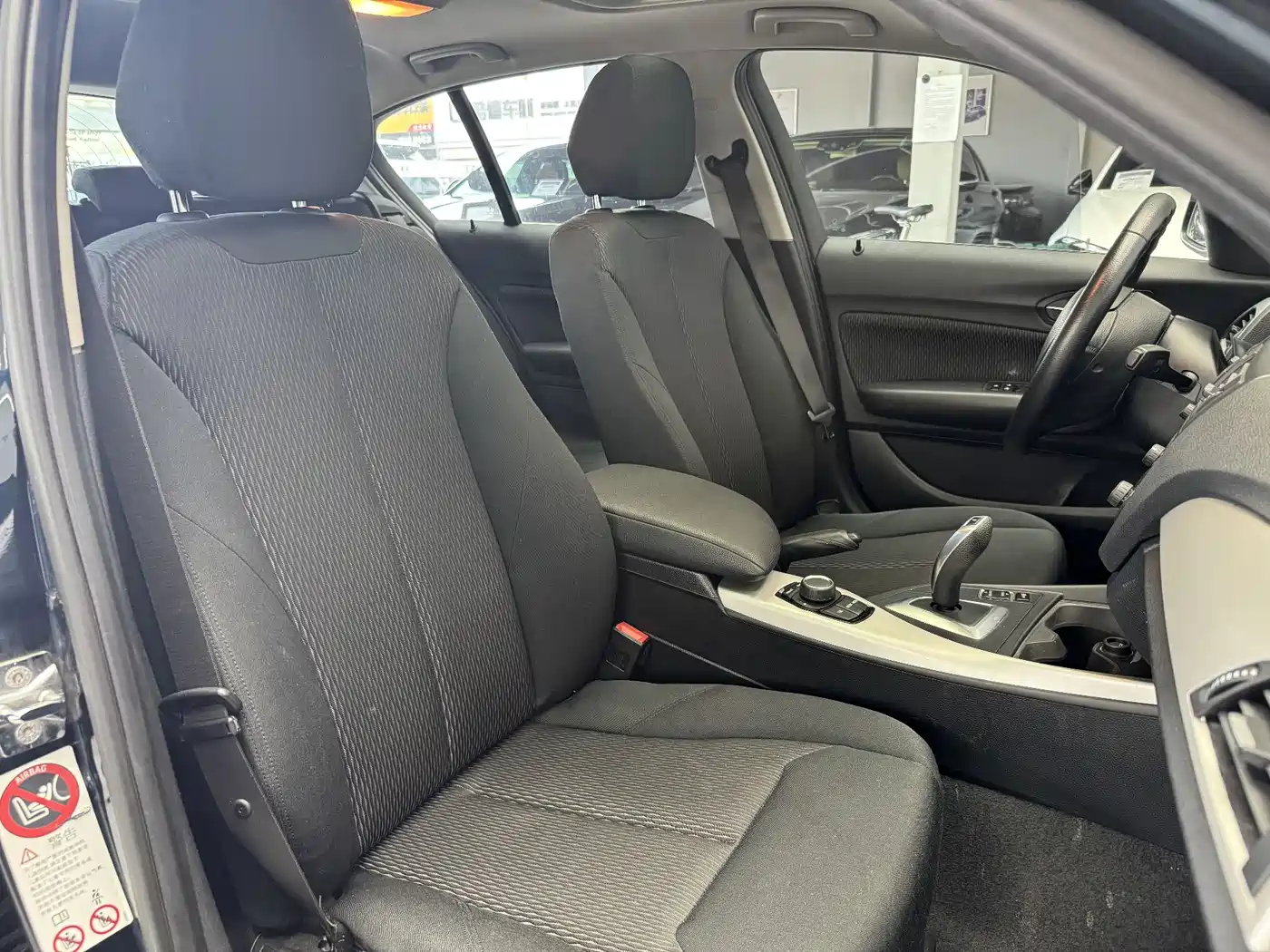 BMW 1 Series (Import) 2012 116i Leading фото 13