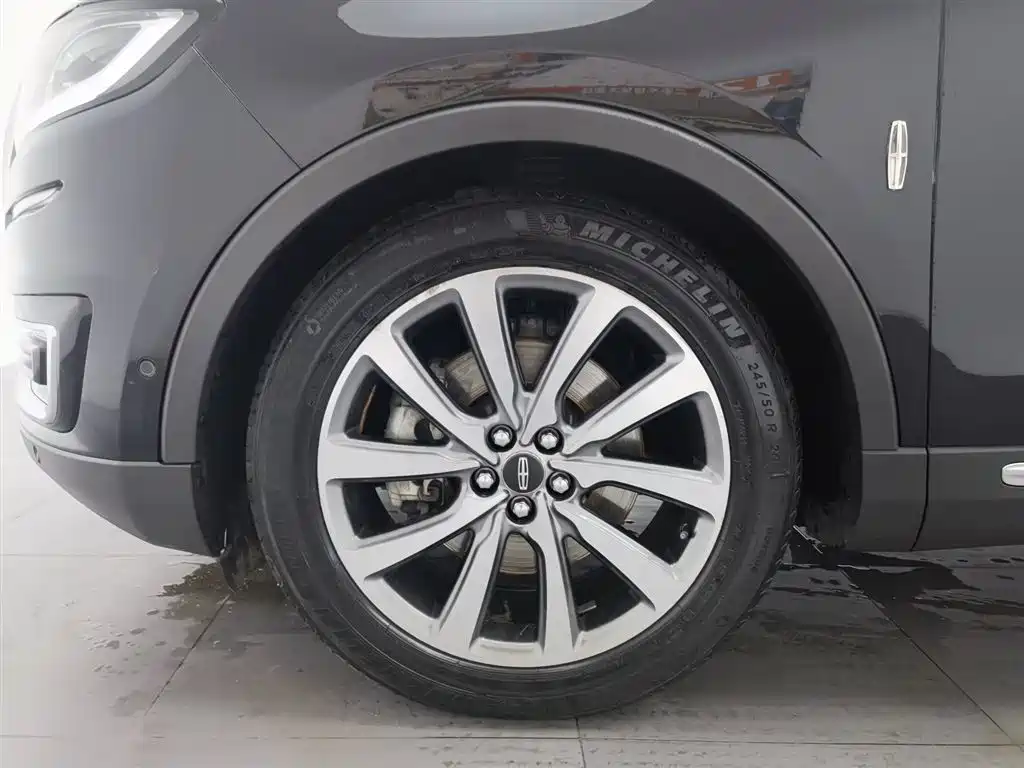 Lincoln Nautilus (Import) 2019 2.0T 4WD Zunya Edition China V фото 17