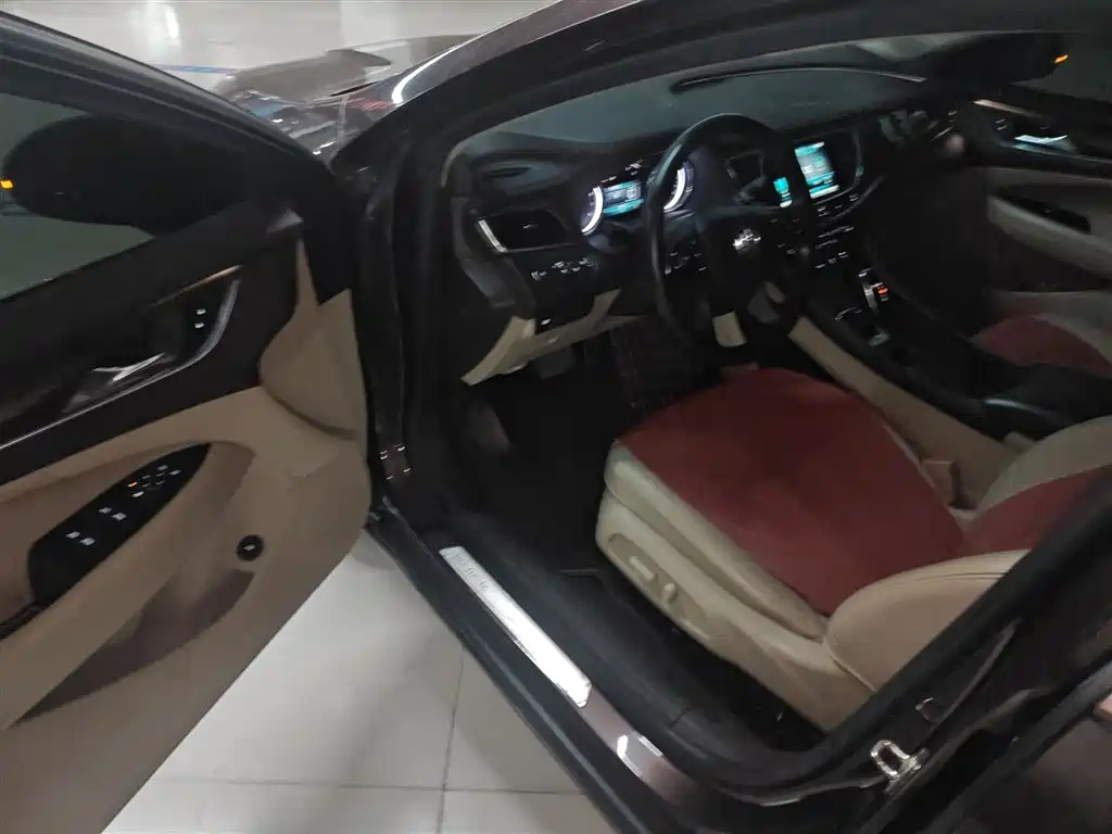Buick LaCrosse 2016 20T Leading Type фото 16
