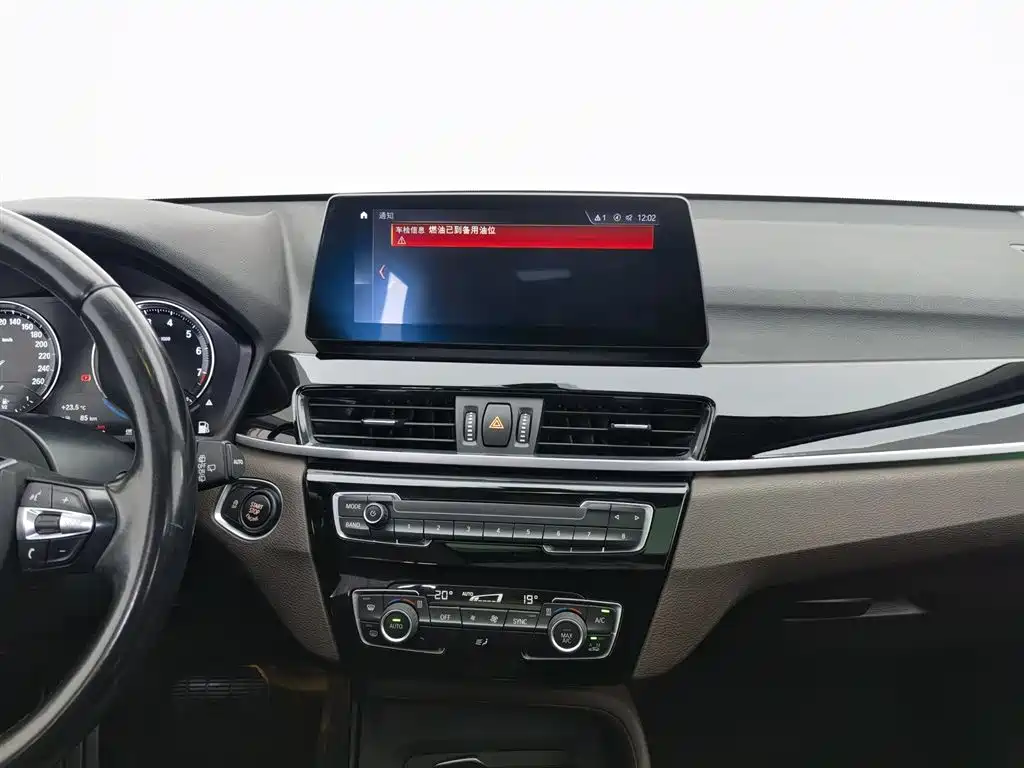 BMW X1 2022 sDrive25Li Leading фото 12
