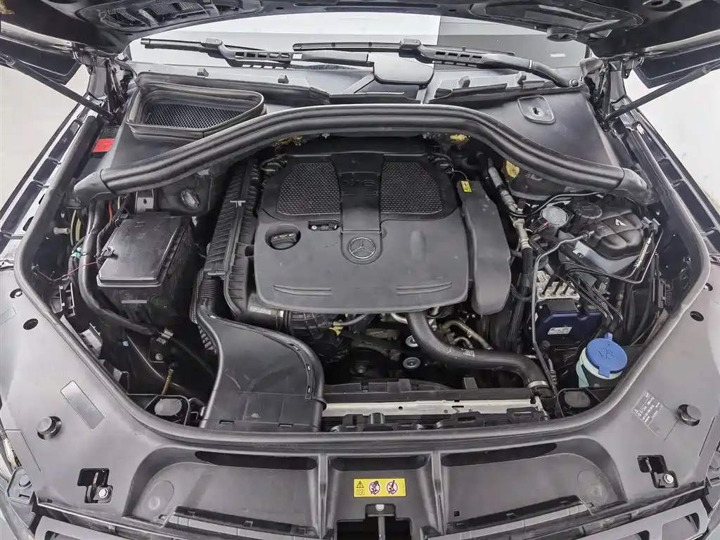 Mercedes-Benz M-Class 2012 Model ML 350 Luxury фото 6
