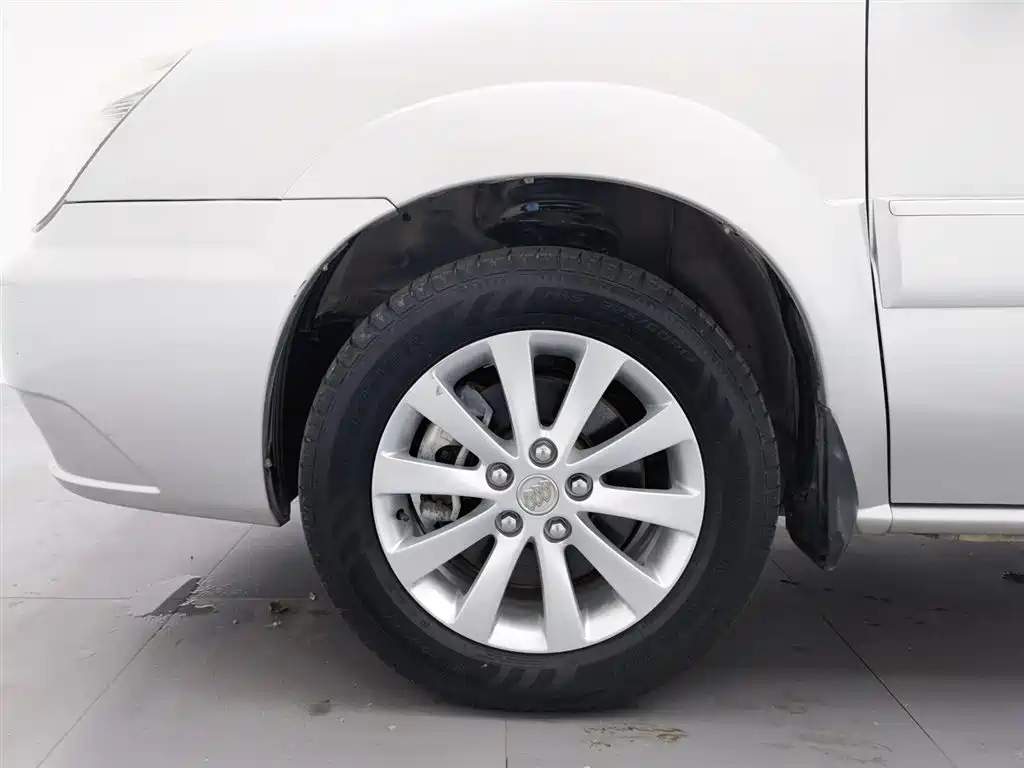Buick GL8 2014 2.4L Classic Edition фото 17