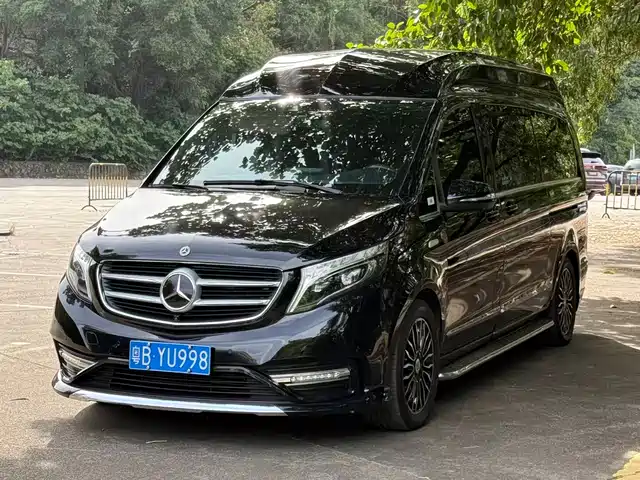 MERCEDES-BENZ V CLASS