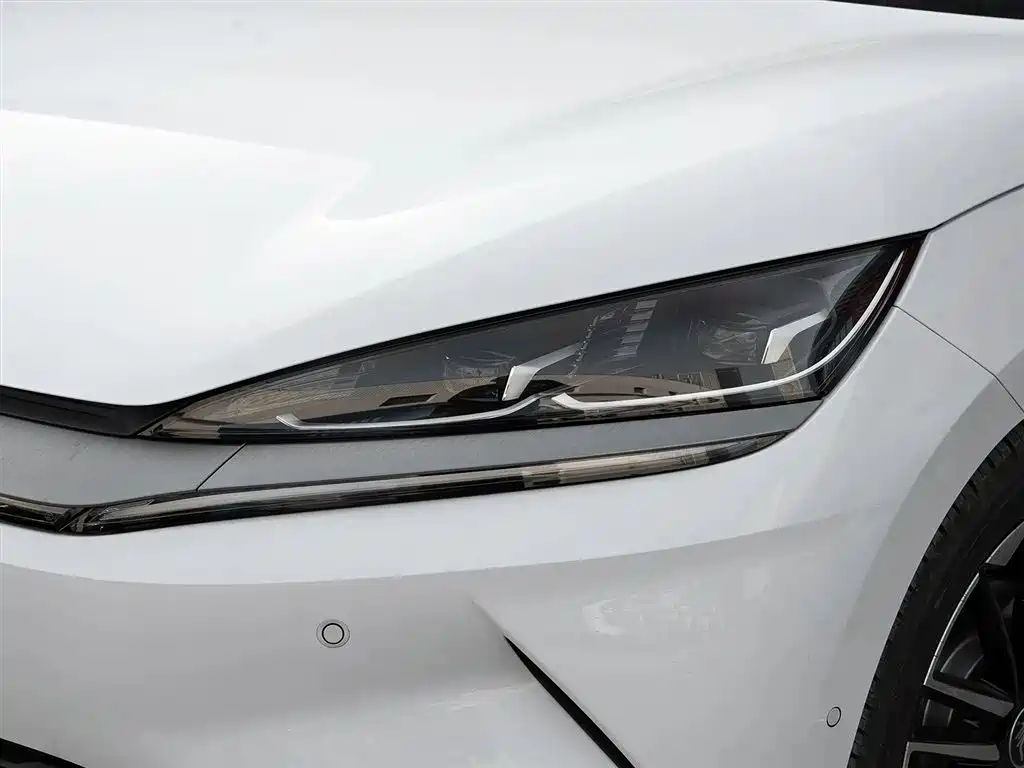BYD Qin L 2025 EV 545KM Superior фото 21