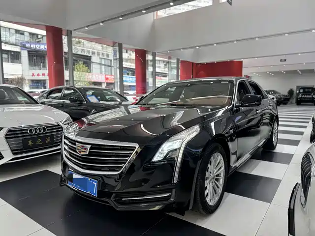 CADILLAC CT6