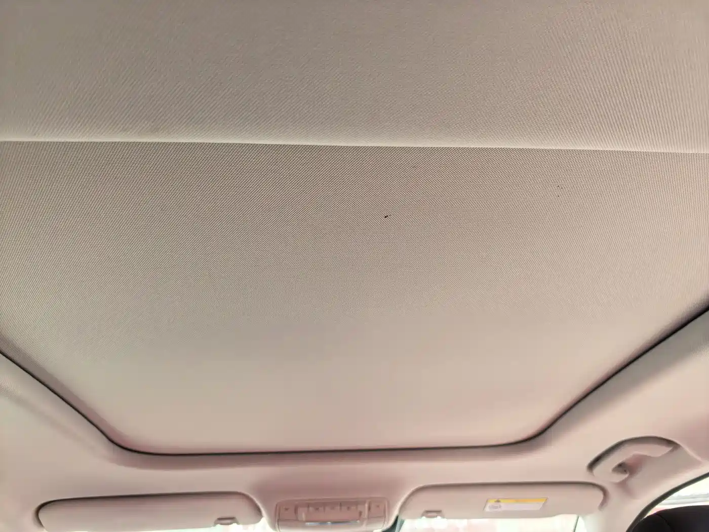 DONGFENG YI HYUN MAX