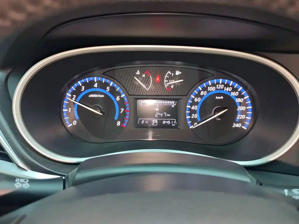 Venucia T90 2018 2018 2.0L CVT Smart Connection Intelligent Edition China V