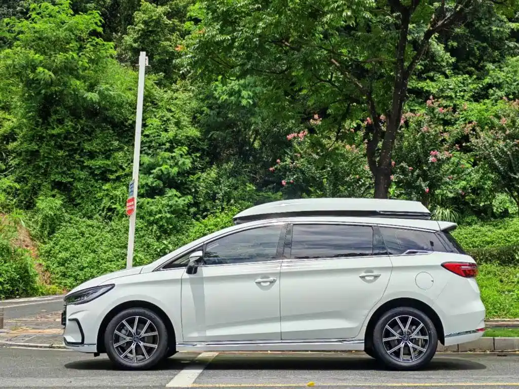 BYD Song MAX New Energy 2022 2022 DM-i 105KM Executive Edition