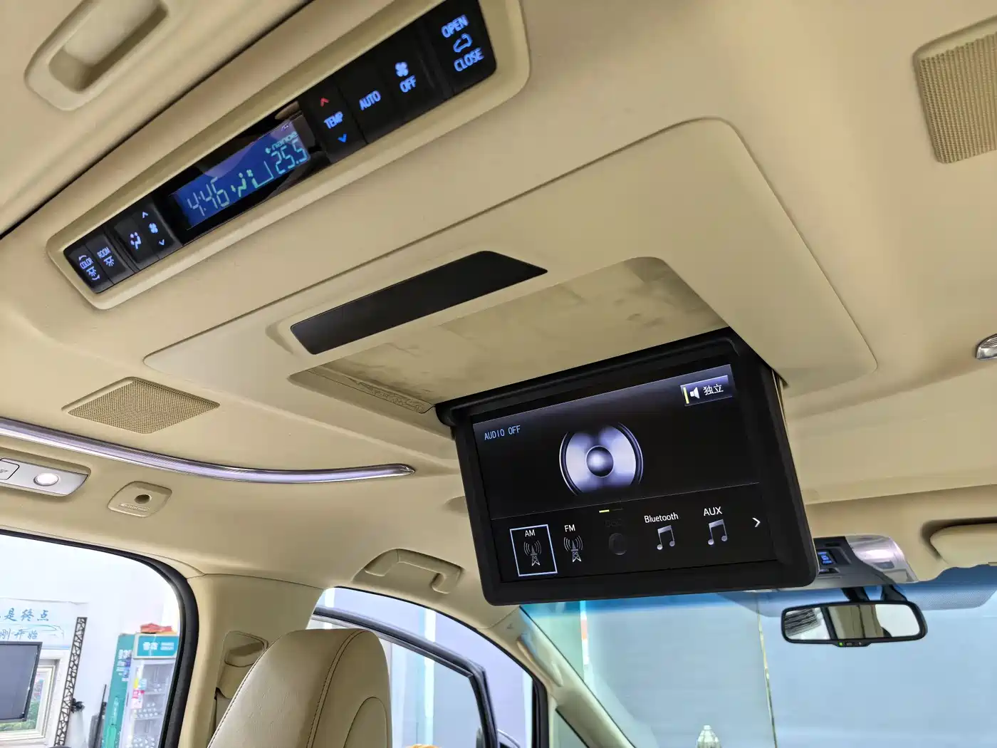 Toyota Alphard 2015 3.5L Premium Edition фото 8