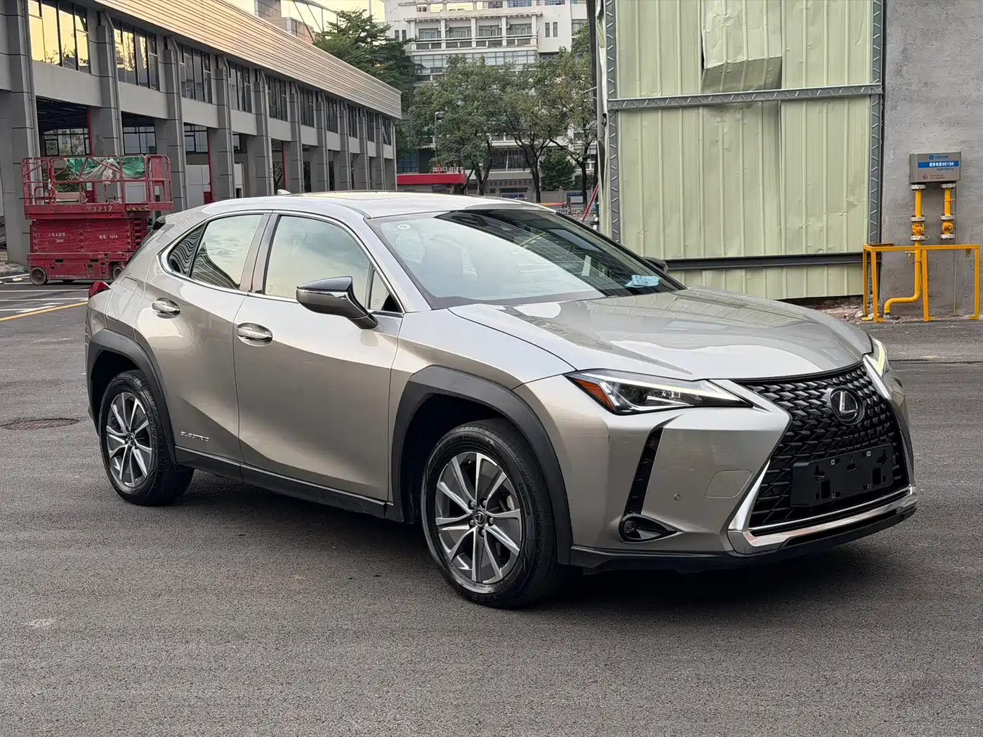 Lexus UX Electric 2022 2020 300e Pure Yue Edition