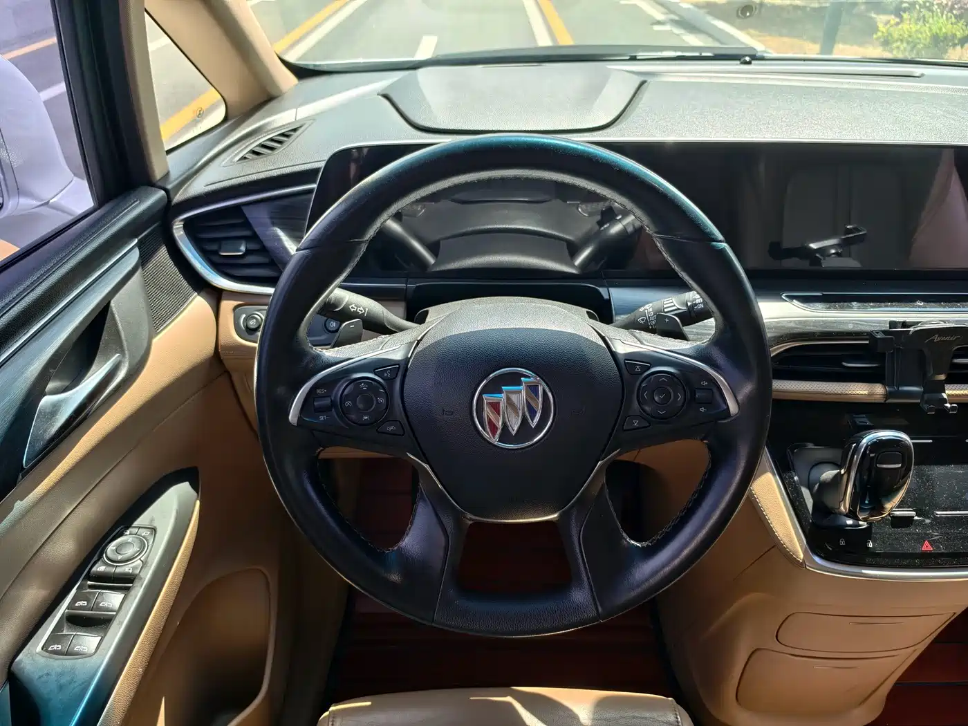 Фото 7 - Buick GL8