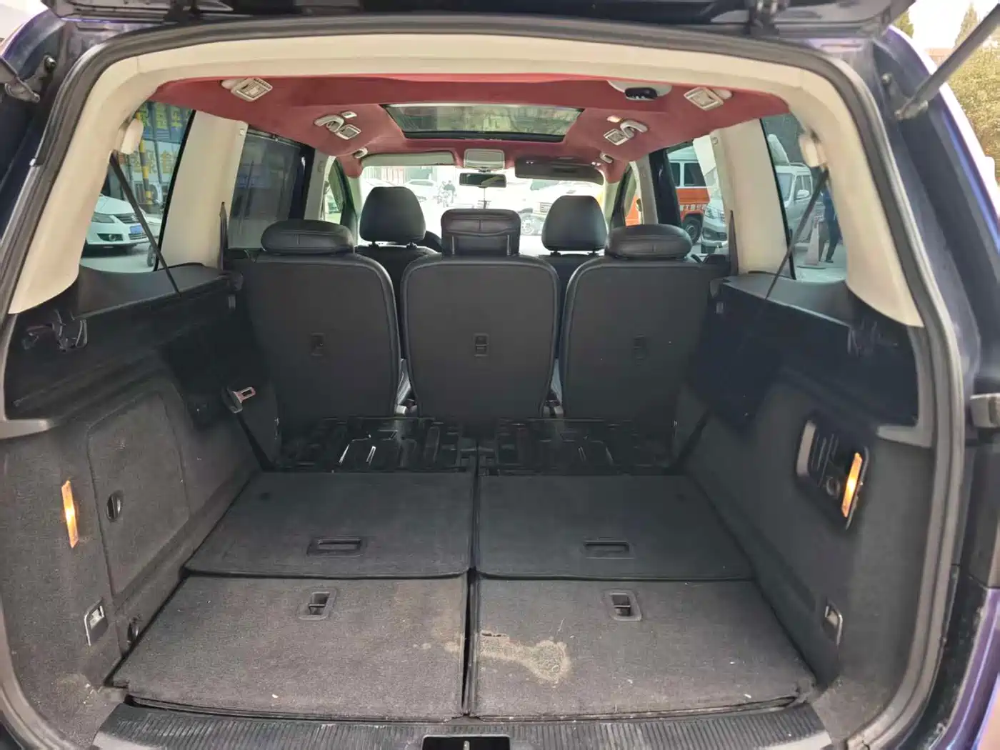 Volkswagen Sharan 2012 2.0TSI Comfort Euro IV фото 12
