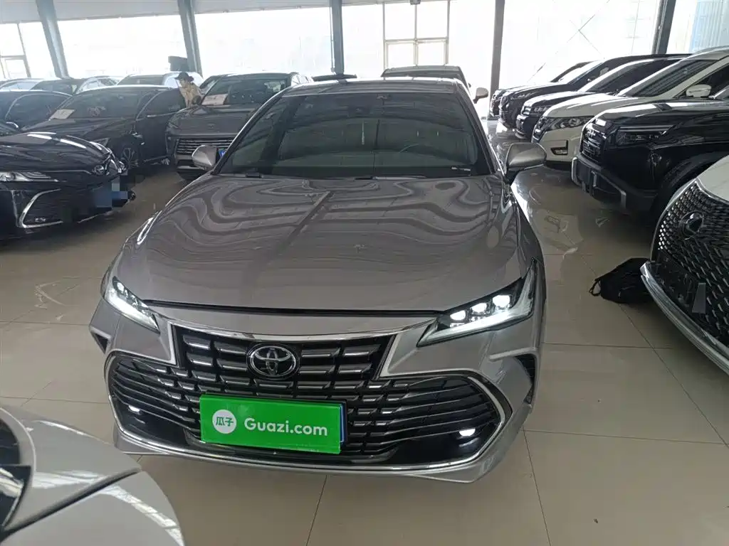 Toyota Avalon 2022 2.0L Luxury Edition фото 3