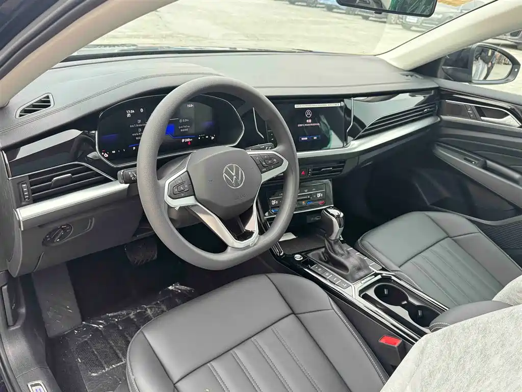 VOLKSWAGEN PASSAT NEW ENERGY