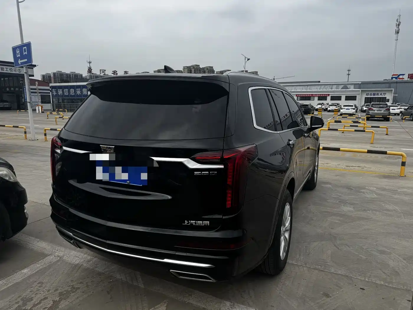Cadillac XT6 2021 28T 6-Seater Style фото 3