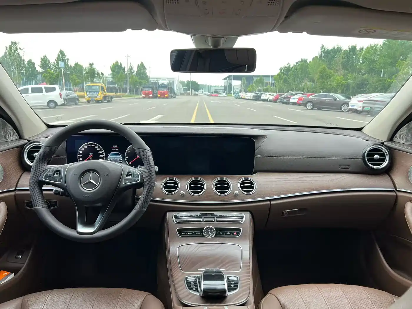 Mercedes-Benz E-Class 2018 Facelift E 300 L Luxury фото 8