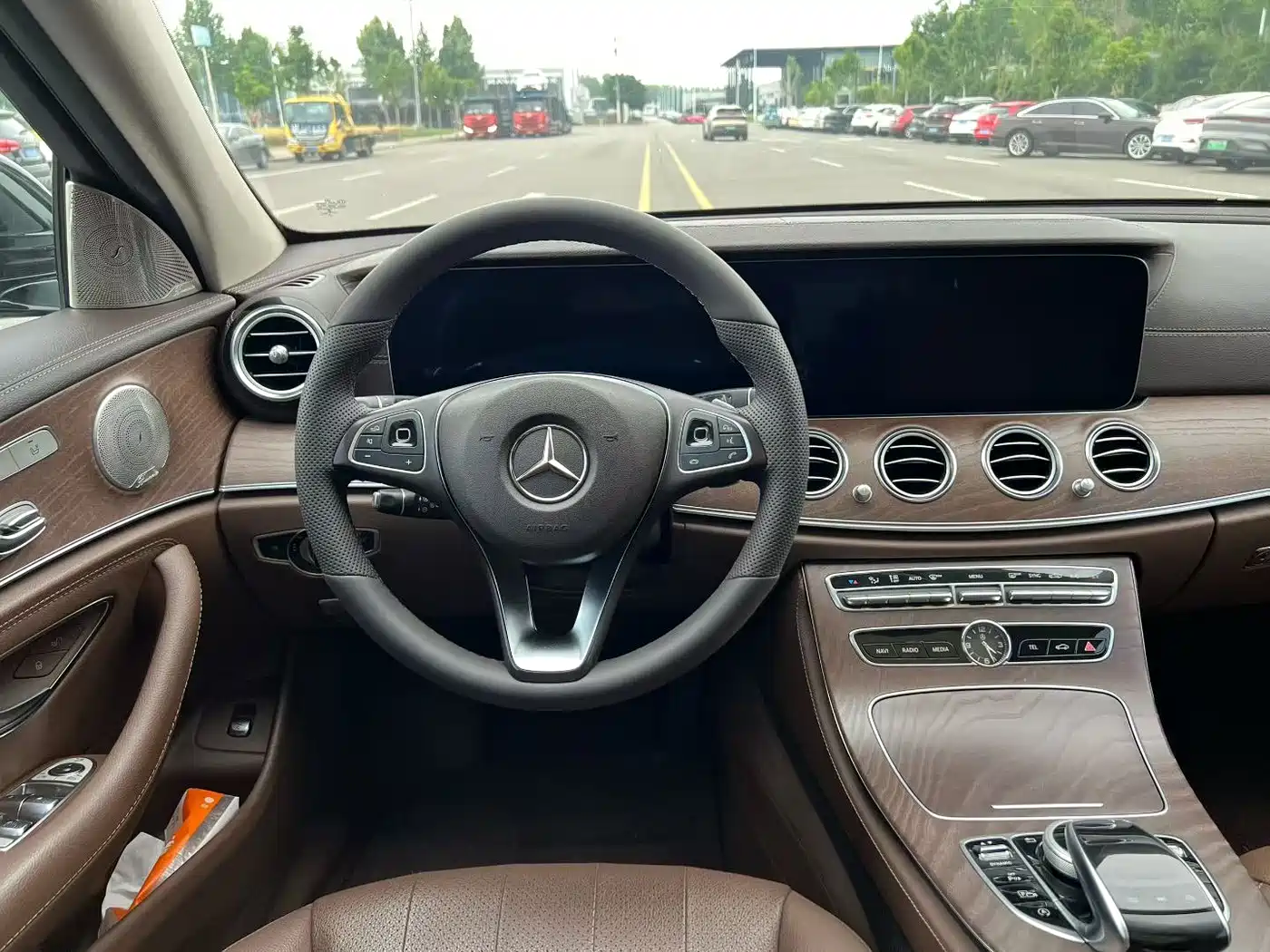 Mercedes-Benz E-Class 2018 Facelift E 300 L Luxury фото 9
