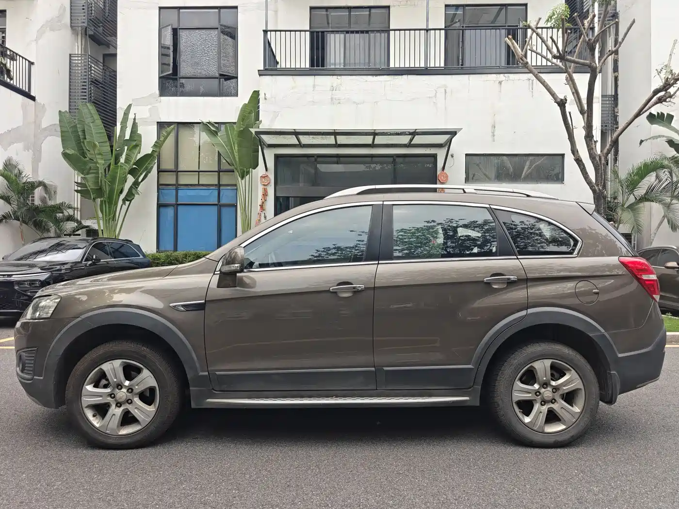 Chevrolet Captiva 2017 2.4L 2WD Luxury Edition 7-Seater фото 4