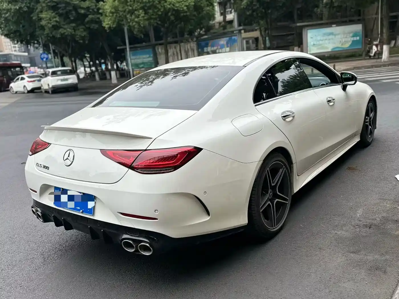 MERCEDES-BENZ CLS