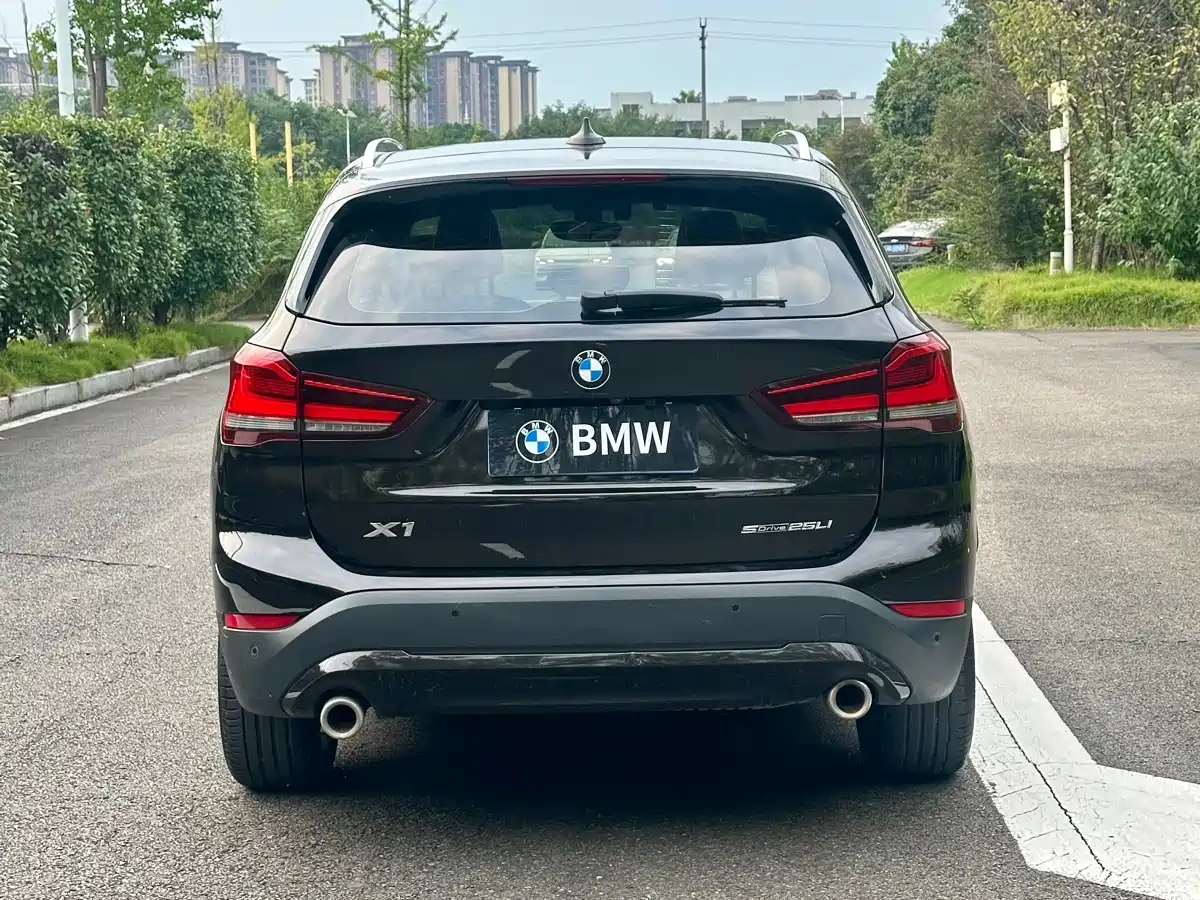 Photo 6 - BMW X1