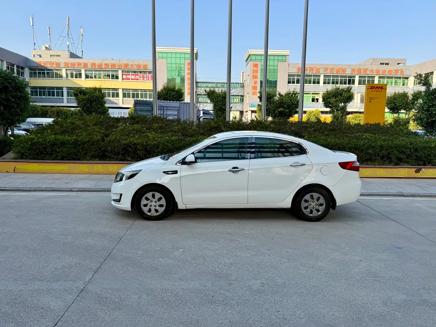 Kia K2 2011 Sedan 1.4L AT GLS фото 3