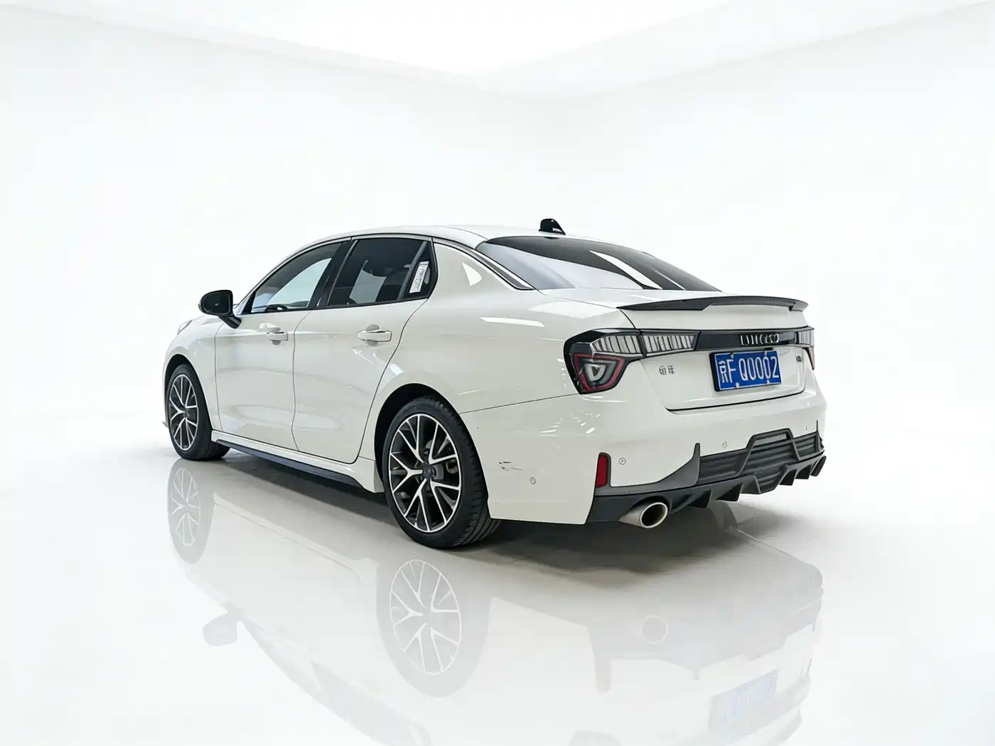 Lynk & Co 03 2018 1.5TD DCT Power Pro Version China V фото 23