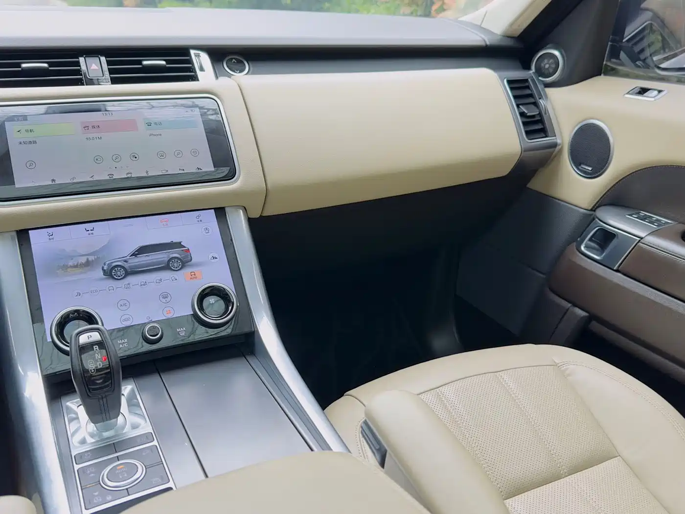 Land Rover Range Rover Sport PHEV 2021 P400e SE фото 8