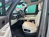 Фото 3 - Li Auto MEGA