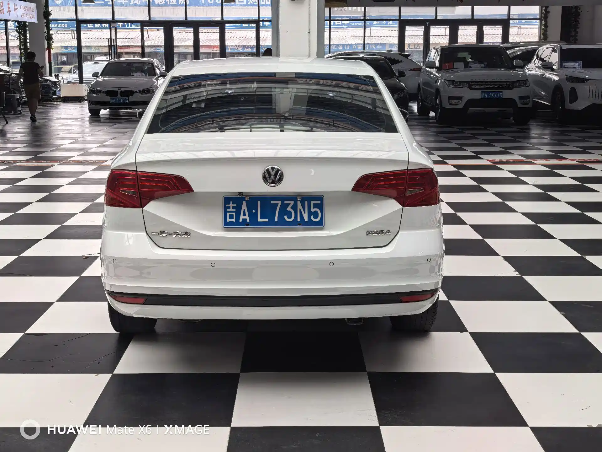 صورة 8 - Volkswagen Bora