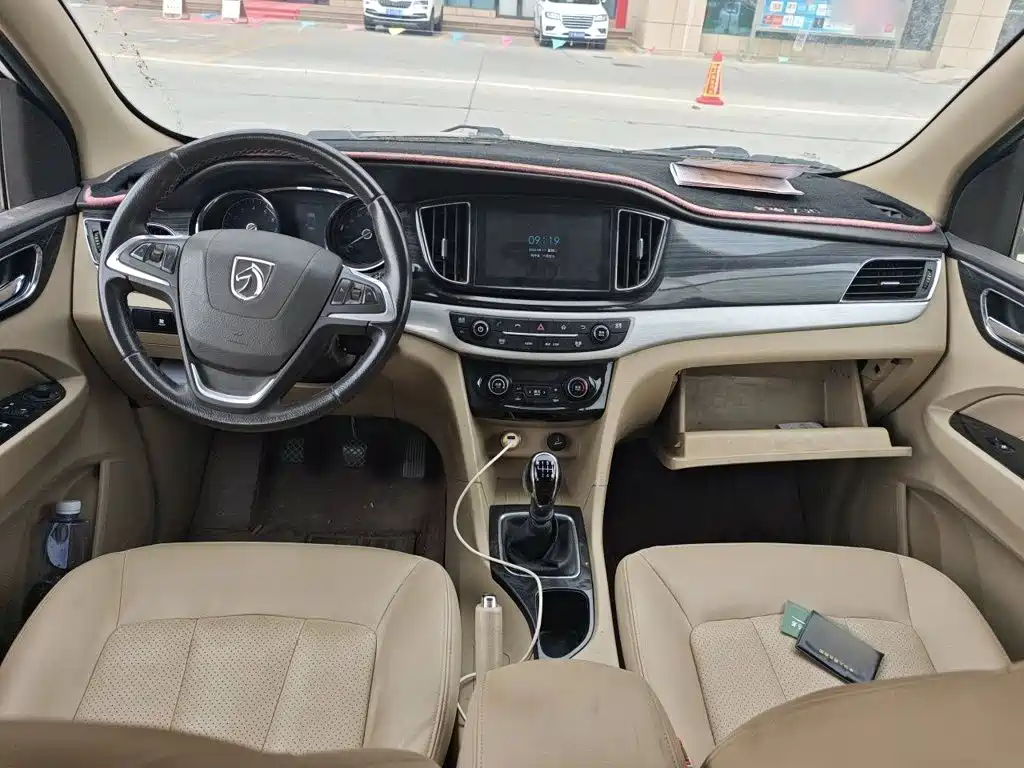 Фото 6 - Baojun 730