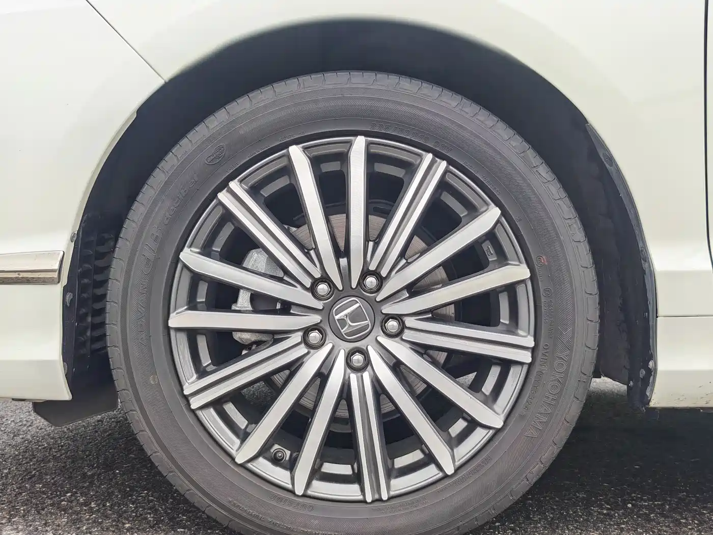 Honda Elysion 2022 2.0L e:HEV Supreme Edition фото 16
