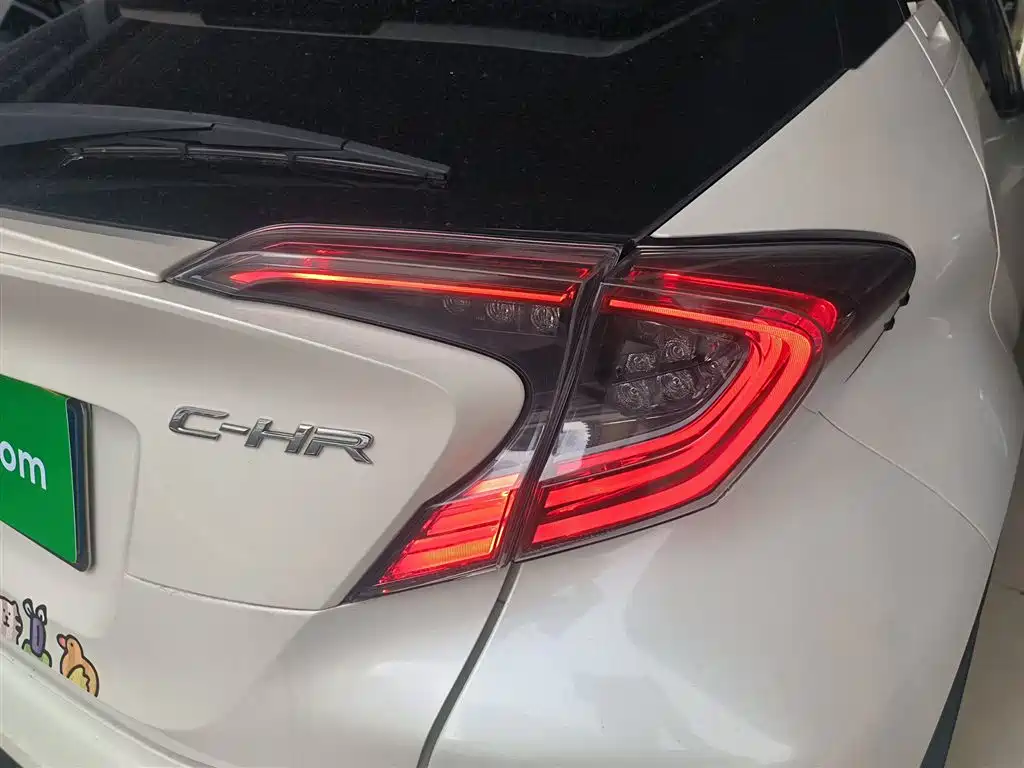 Toyota C-HR 2018 Model 2.0L Flagship Sunroof Version China V фото 24