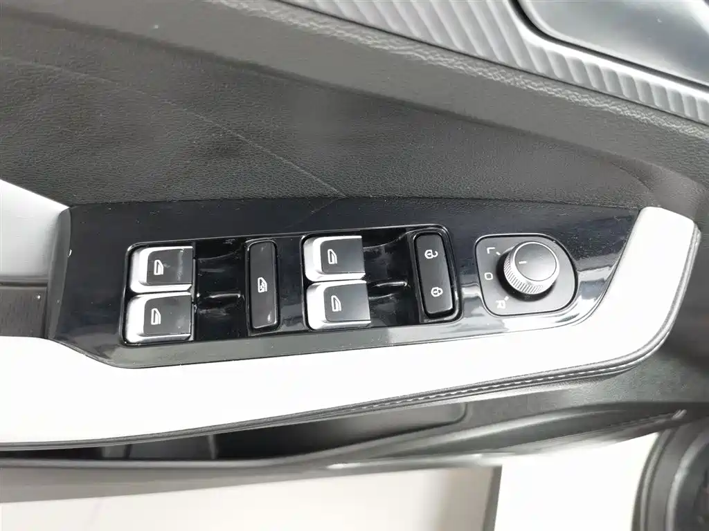 GEELY AUTOMOBILE BINRUI