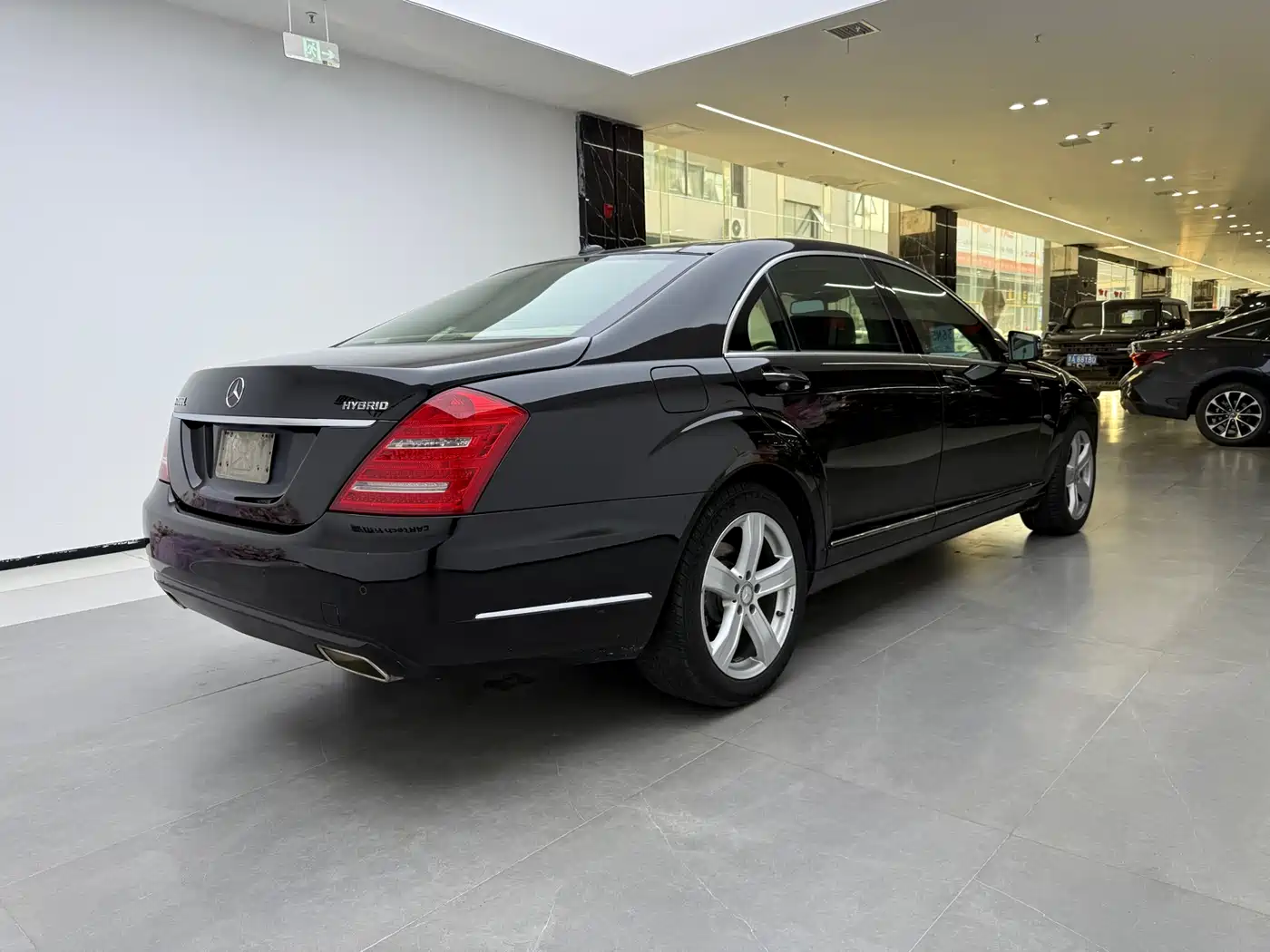 Mercedes-Benz S-Class 2010 Model S 400 L HYBRID фото 3