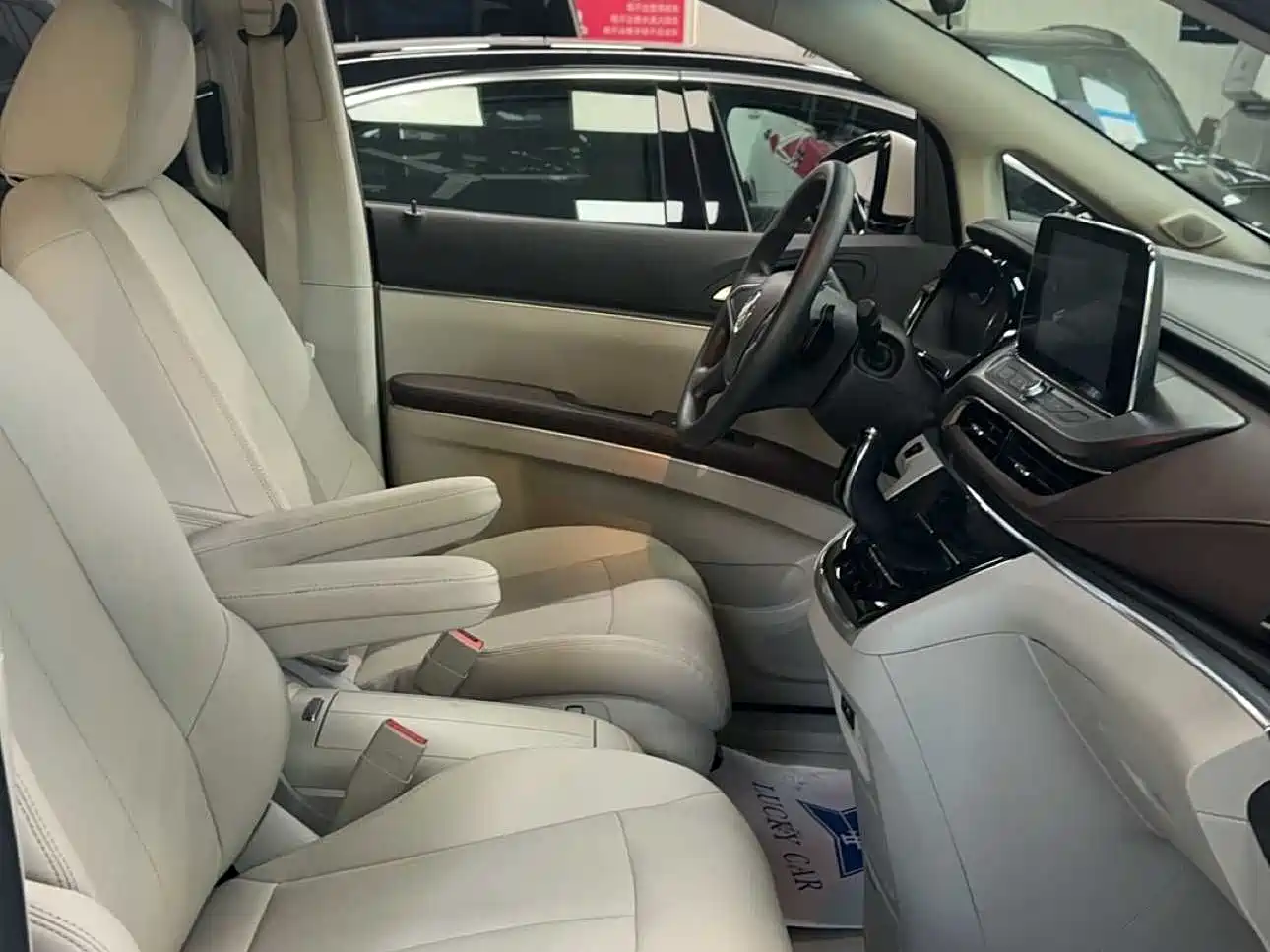 Buick GL8 2023 Model Land Business Class Comfort фото 8