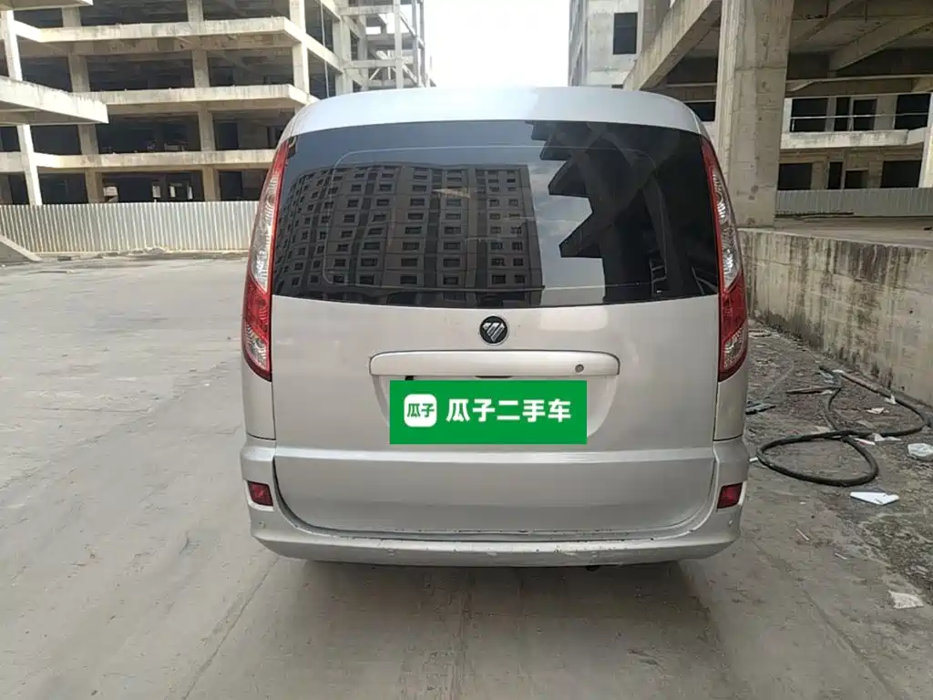 Фото 6 - Foton Mopaike E