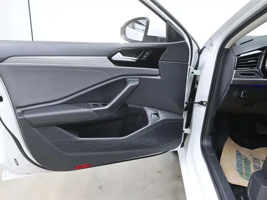 Volkswagen Sagitar 2020 280TSI DSG Comfort China VI фото 12