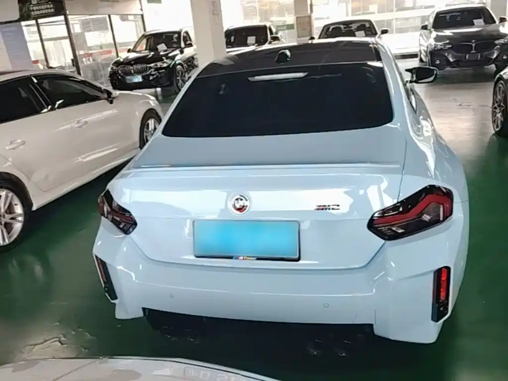 BMW M2