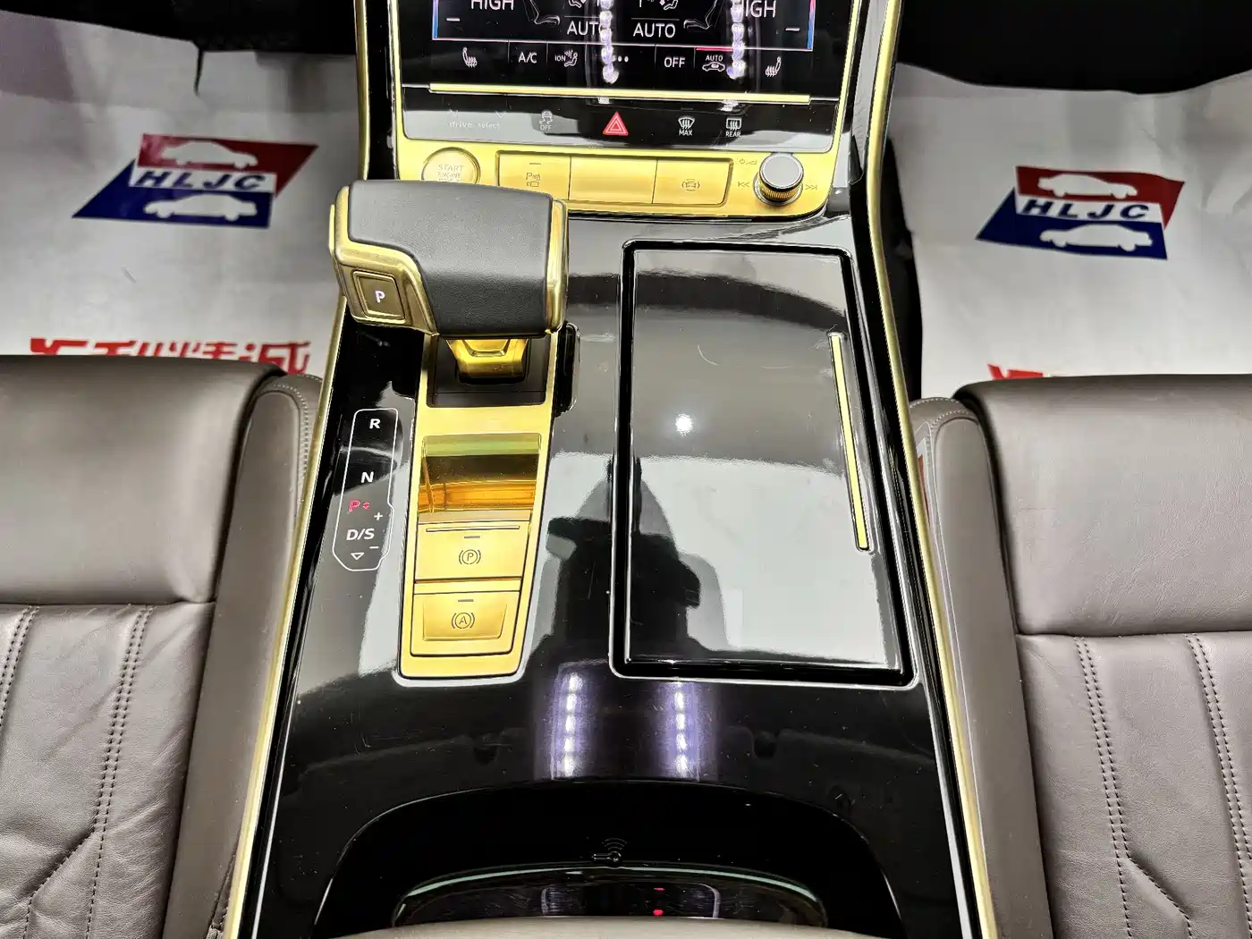 Audi A8 2019 Plus A8L 50 TFSI quattro Comfort фото 13