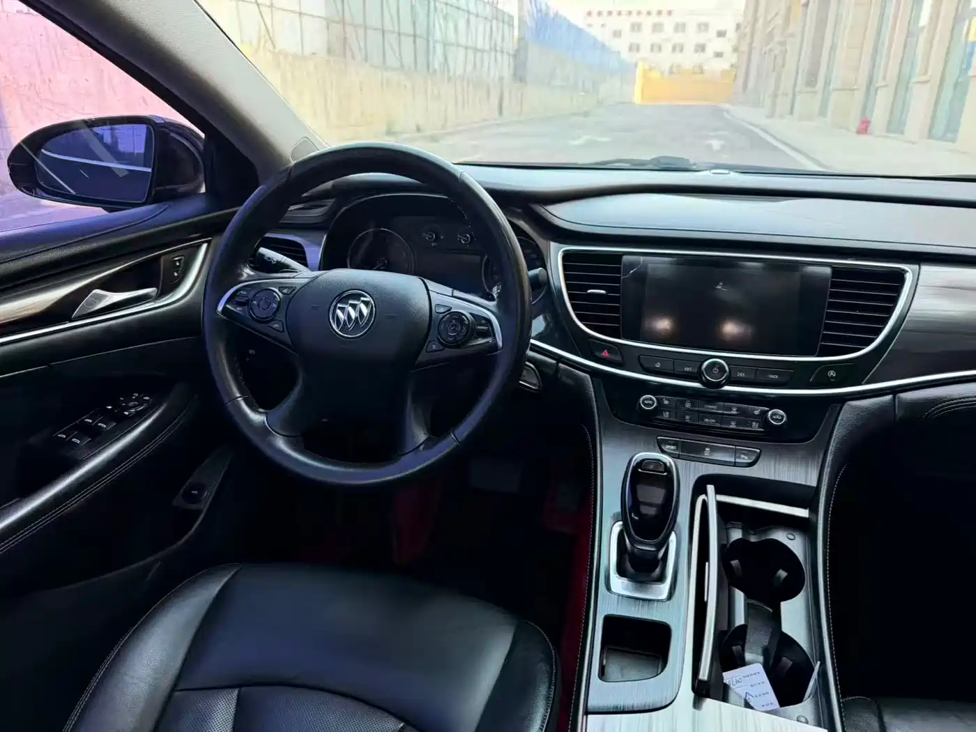 Buick LaCrosse 2018 Model 20T Elite Edition фото 8