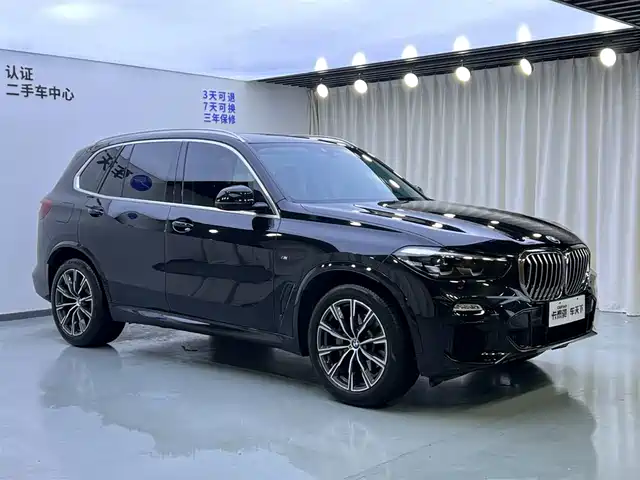 BMW X5 (Import) 2020 xDrive30i M Sport Package — фото 2
