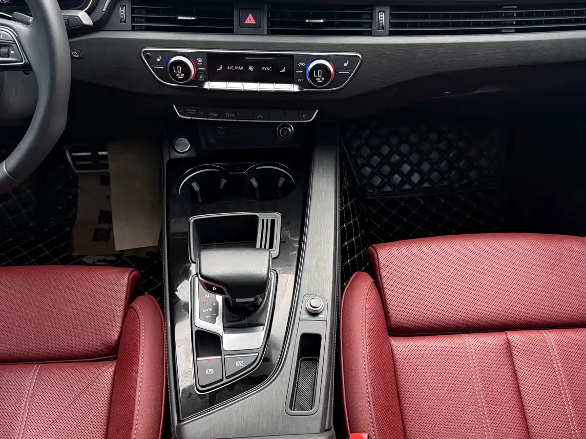 Audi A4L 2023 40 TFSI Bang&Olufsen Starlight Edition фото 13