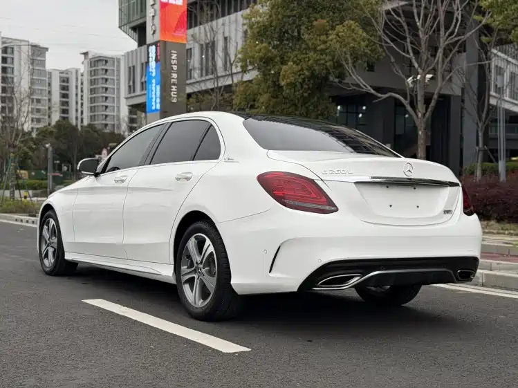 Mercedes-Benz C-Class 2019 C 260 L Sport фото 11