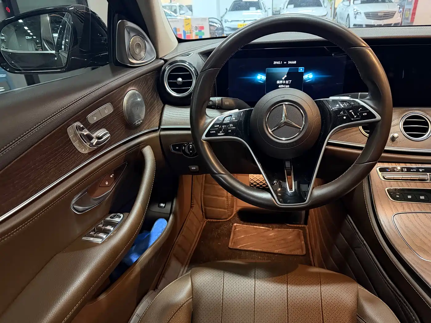 Mercedes-Benz E-Class 2023 E 300 L Luxury фото 7
