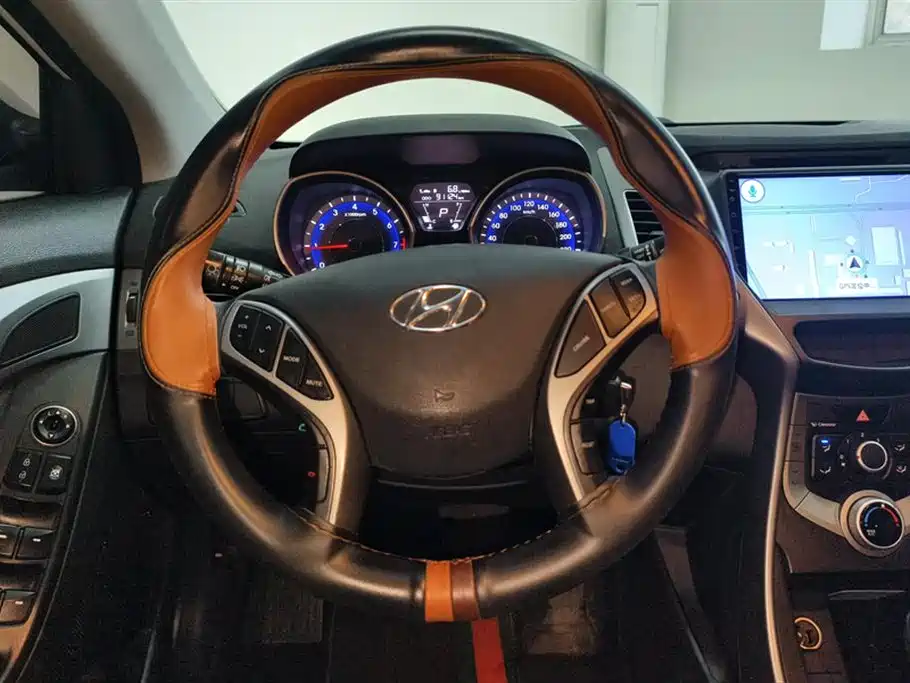 Hyundai Langdong 2016 1.6L Automatic Smart Edition фото 15